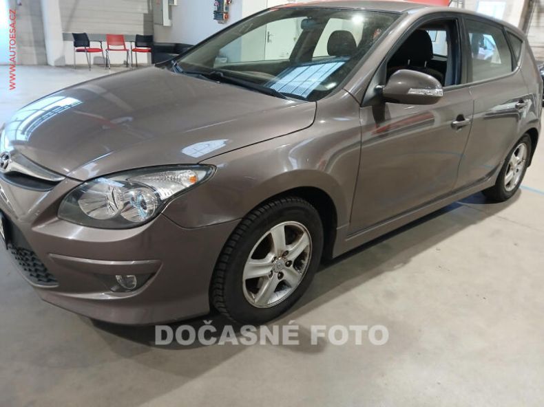 Hyundai i30 - hlavní fotka inzerátu