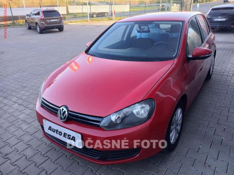 Volkswagen Golf - hlavní foto