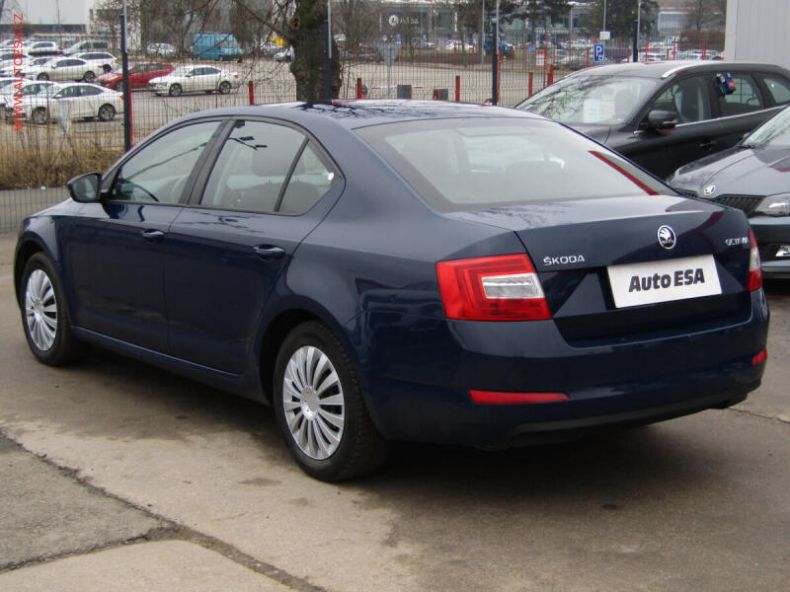 Škoda Octavia - hlavní fotka