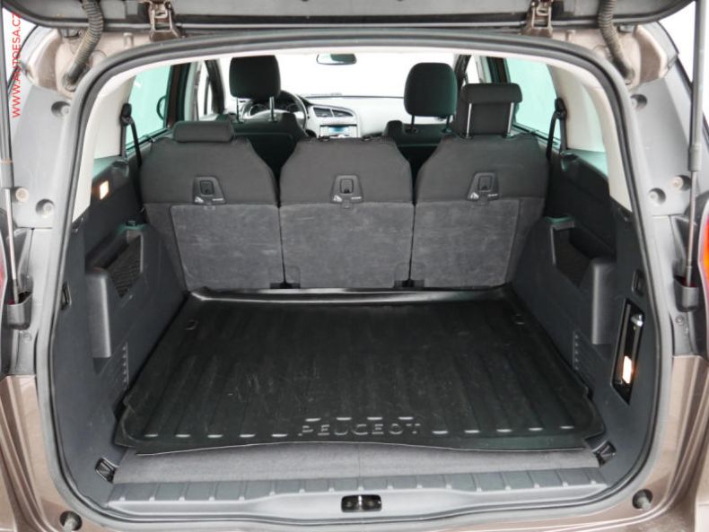 Peugeot 5008 - hlavní fotka