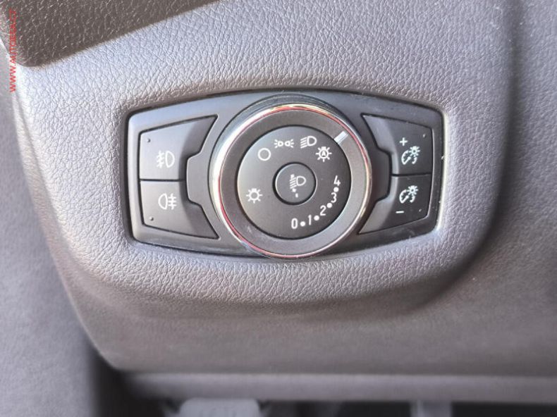 Ford Tourneo - hlavní fotka