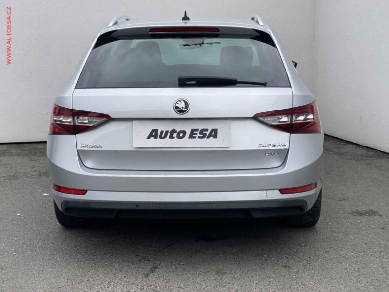 Škoda Superb - hlavní fotka