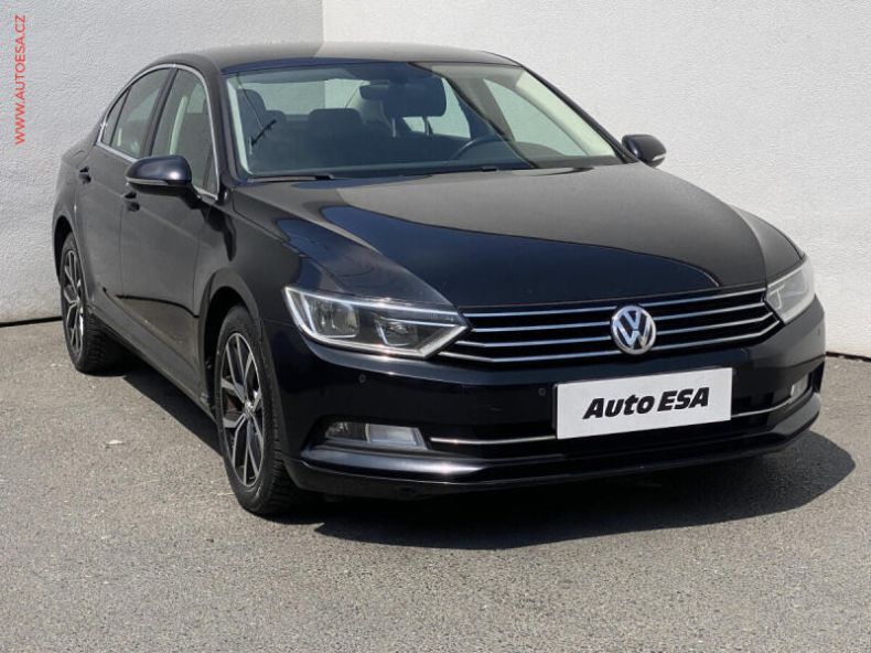 Volkswagen Passat - hlavní foto