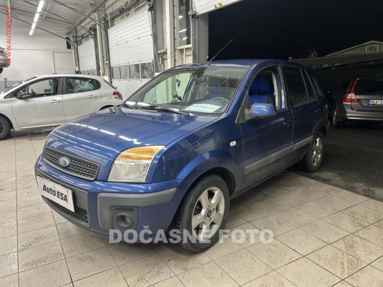 Ford Fusion - hlavní foto