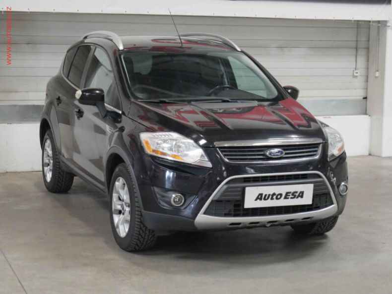 Ford Kuga - hlavní foto
