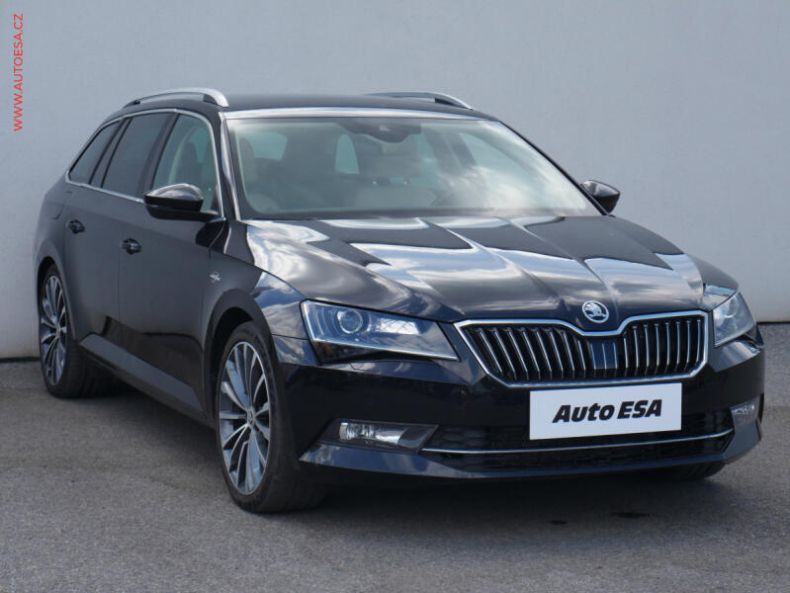 Škoda Superb - hlavní foto