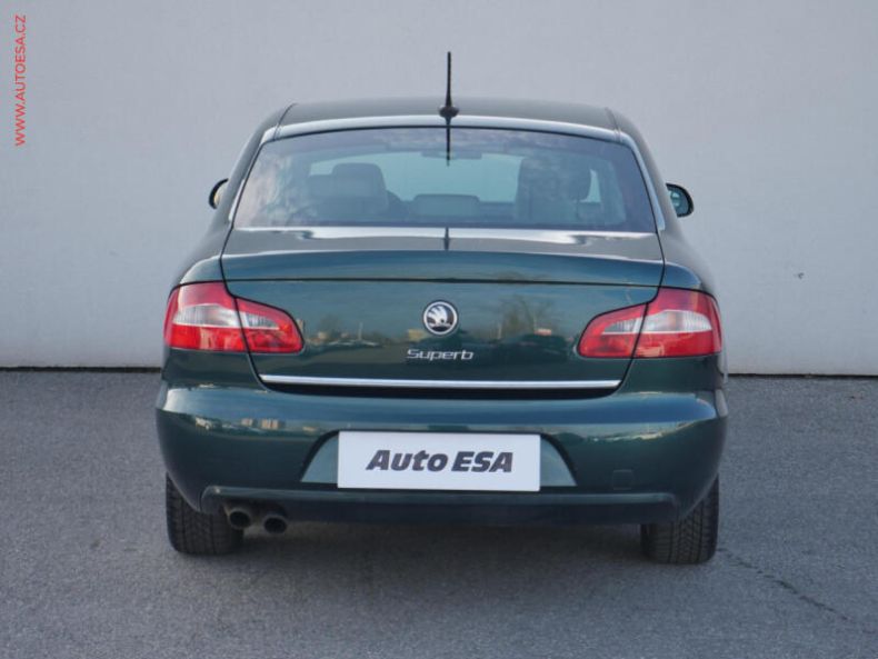 Škoda Superb - hlavní fotka