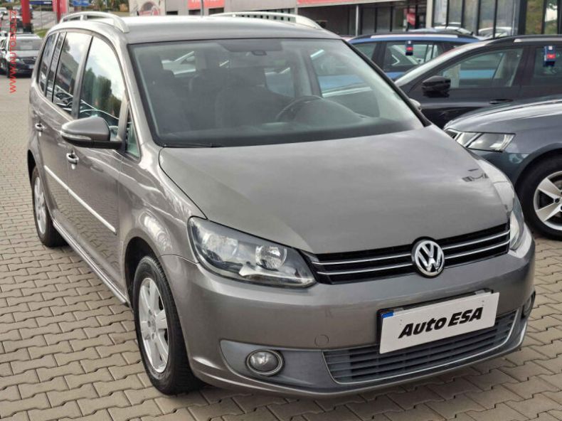 Volkswagen Touran - hlavní fotka inzerátu