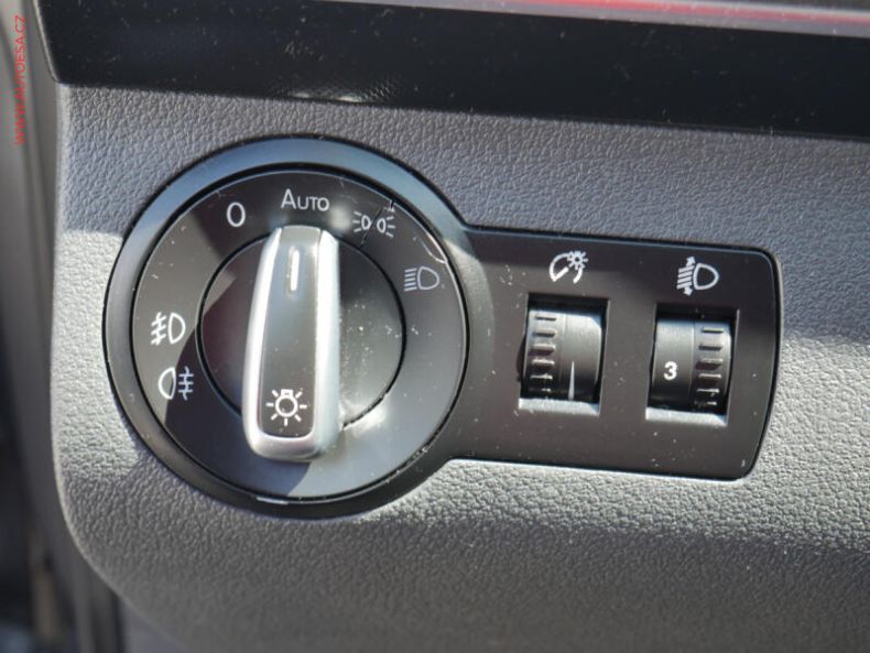 Volkswagen Touran - hlavní fotka