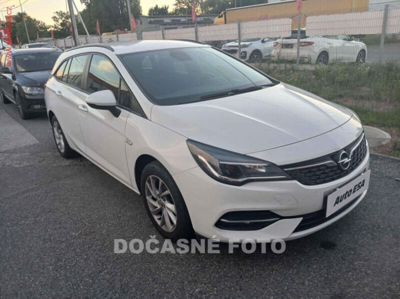Opel Astra - hlavní fotka inzerátu