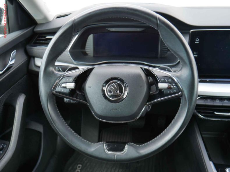 Škoda Octavia - hlavní fotka