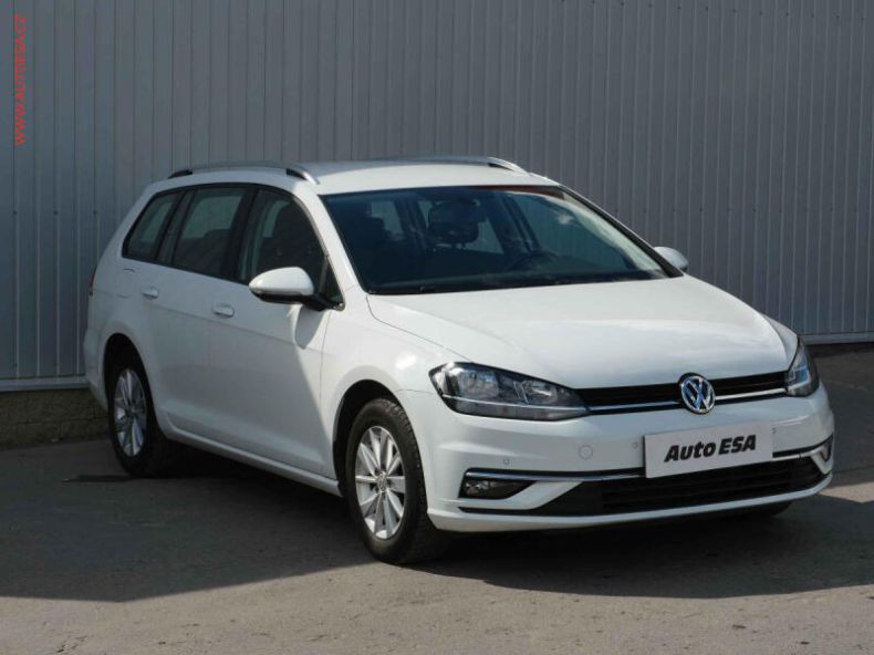 Volkswagen Golf - hlavní foto