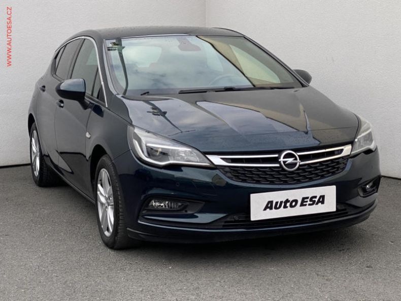 Opel Astra - hlavní fotka inzerátu