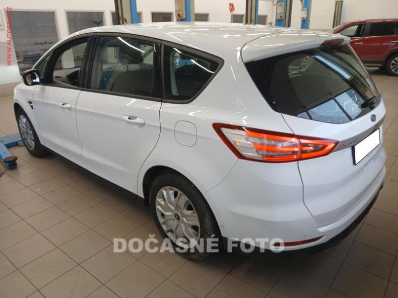 Ford S-MAX - hlavní fotka