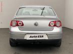 Volkswagen Passat - fotka číslo 4