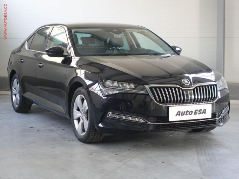 Škoda Superb - hlavní foto