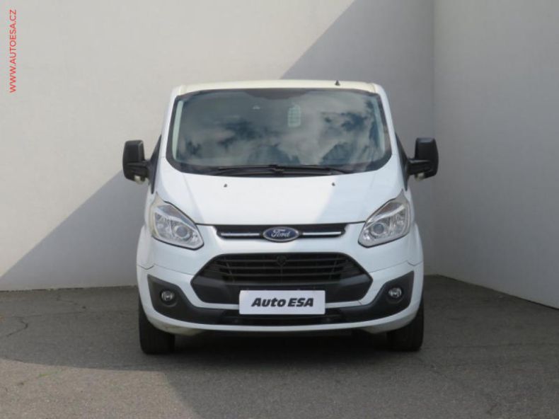 Ford Transit - hlavní fotka