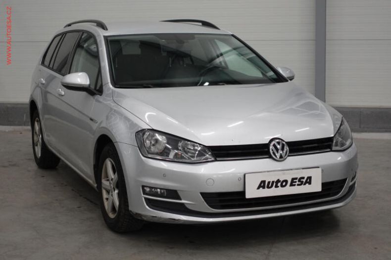 Volkswagen Golf - hlavní foto