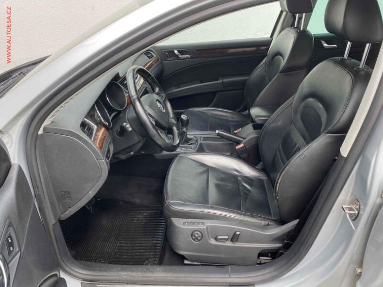 Škoda Superb - hlavní fotka