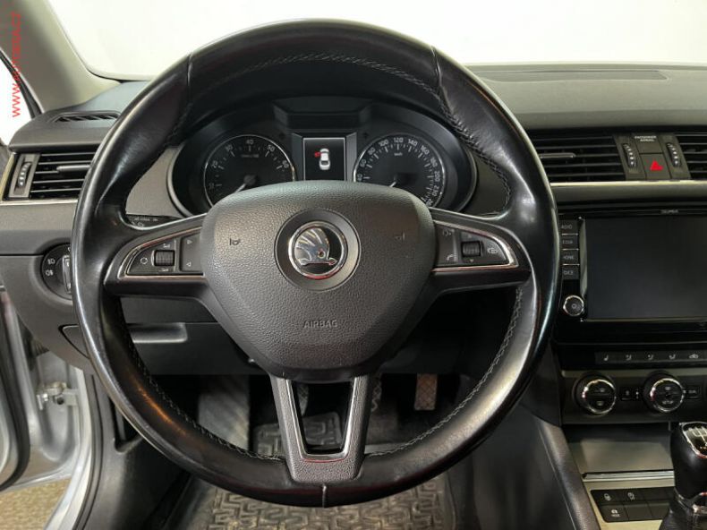 Škoda Octavia - hlavní fotka
