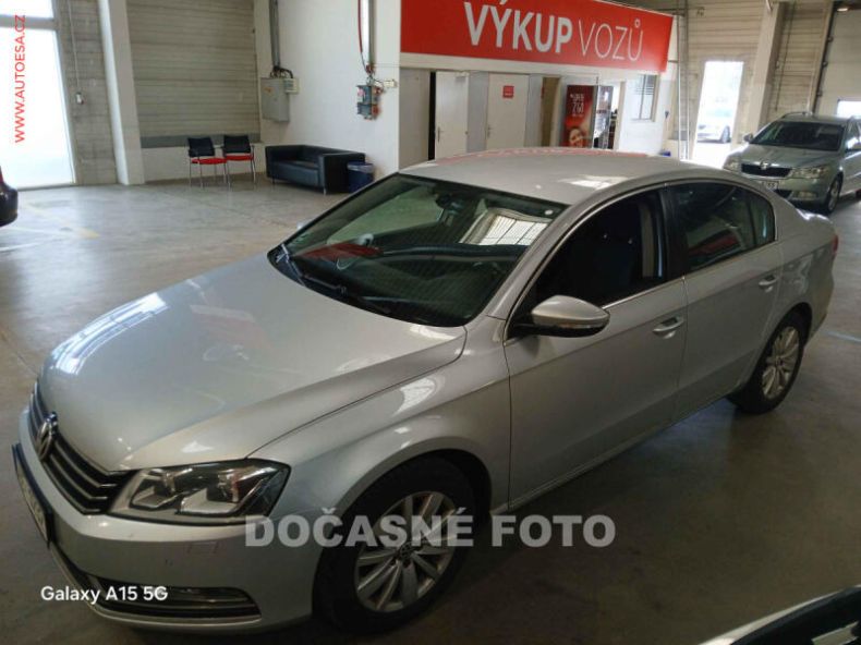 Volkswagen Passat - hlavní foto