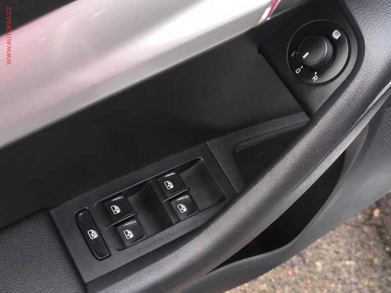 Škoda Octavia - hlavní fotka