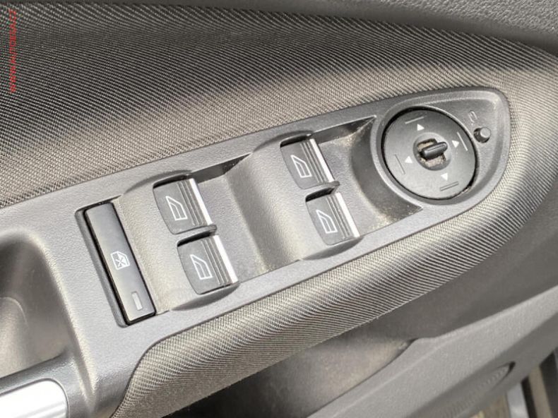 Ford C-MAX - hlavní fotka