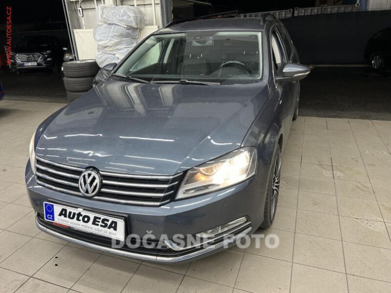 Volkswagen Passat - hlavní fotka inzerátu