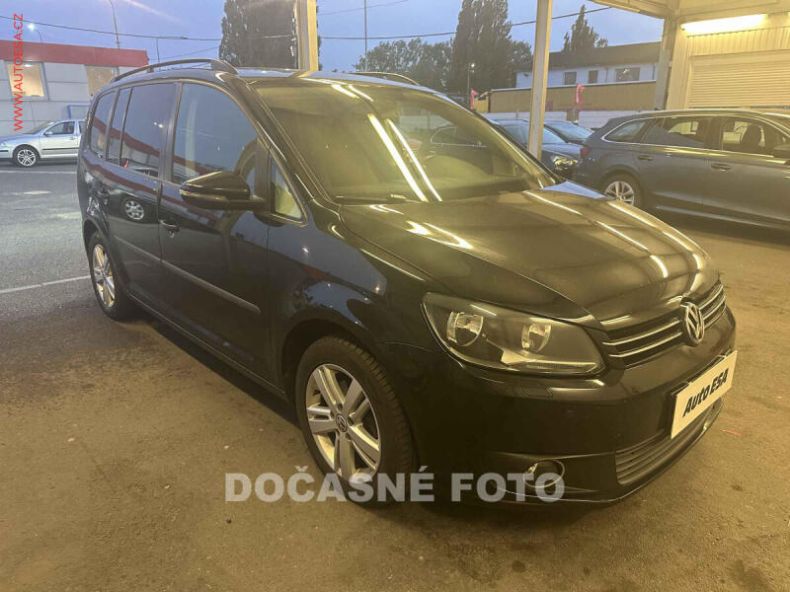 Volkswagen Touran - hlavní foto