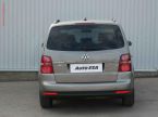 Volkswagen Touran - fotka číslo 4