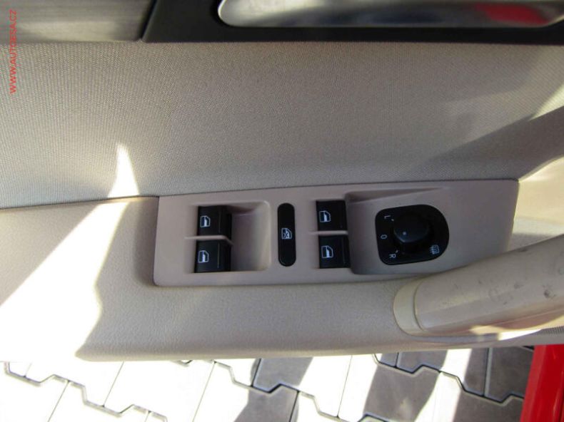 Volkswagen Passat - hlavní fotka