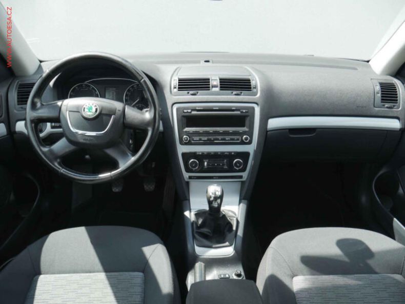Škoda Octavia - hlavní fotka