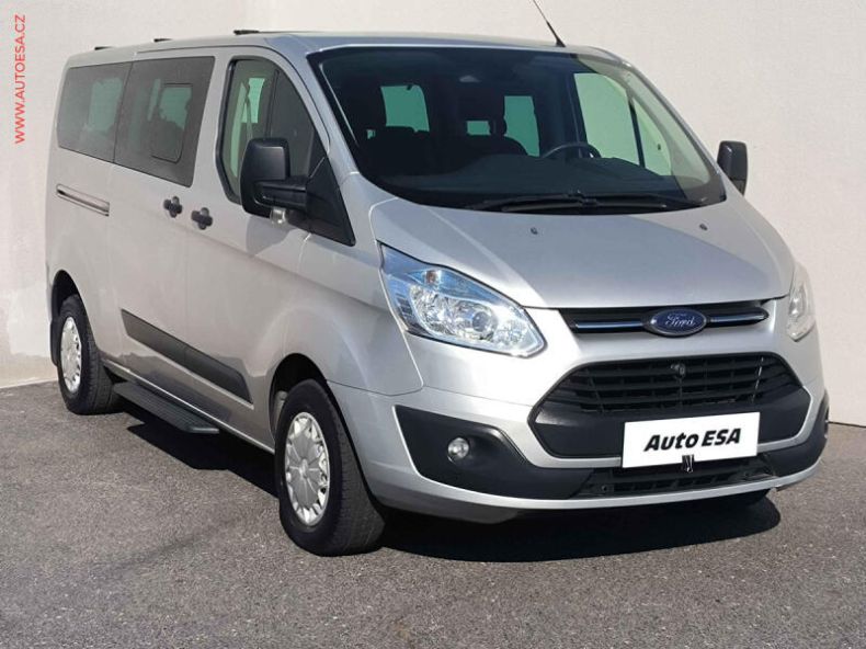 Ford Tourneo - hlavní foto