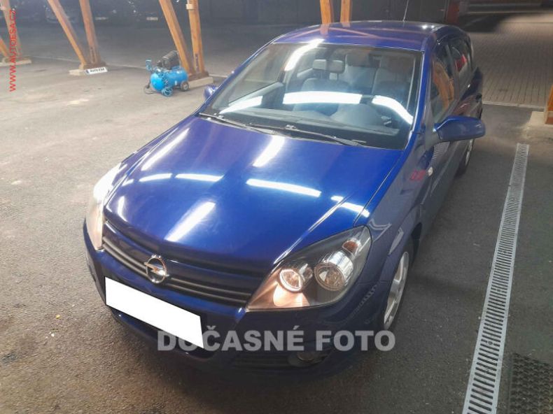 Opel Astra - hlavní fotka inzerátu