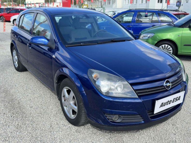 Opel Astra - hlavní fotka inzerátu