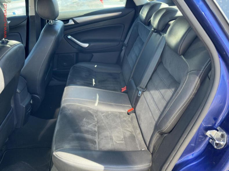 Ford Mondeo - hlavní fotka