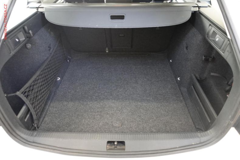 Škoda Octavia - hlavní fotka