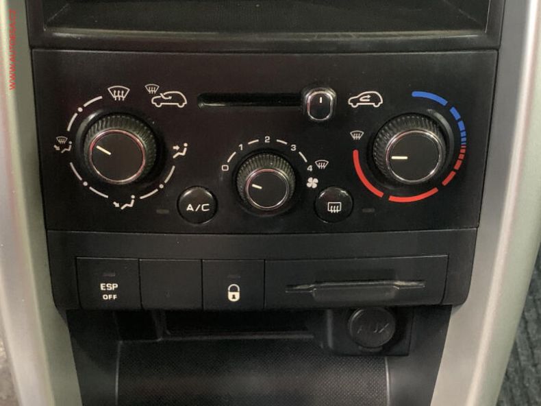 Peugeot 207 - hlavní fotka