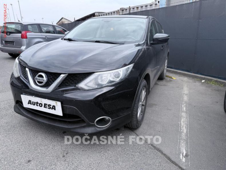 Nissan Qashqai - hlavní fotka inzerátu