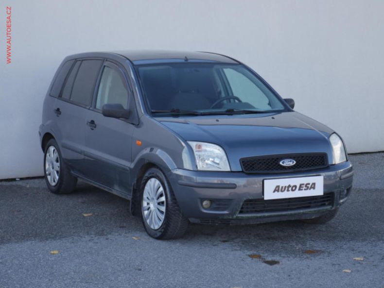 Ford Fusion - hlavní foto