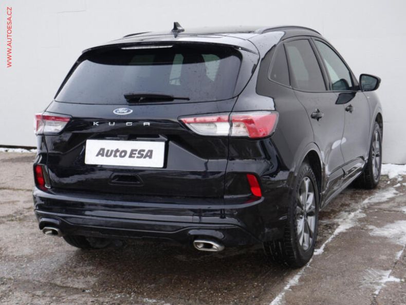 Ford Kuga - hlavní fotka