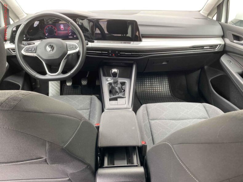 Volkswagen Golf - hlavní fotka