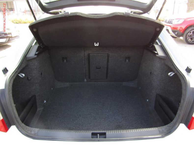 Škoda Octavia - hlavní fotka