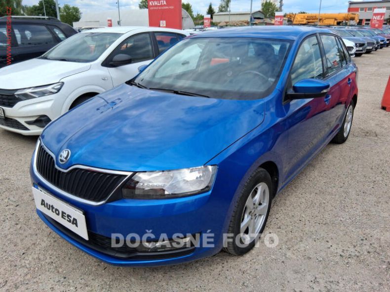 Škoda Rapid - hlavní foto