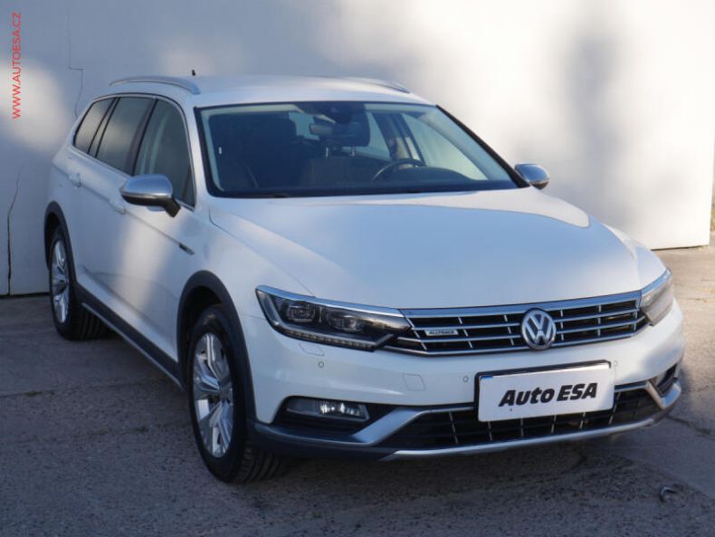 Volkswagen Passat - hlavní fotka inzerátu