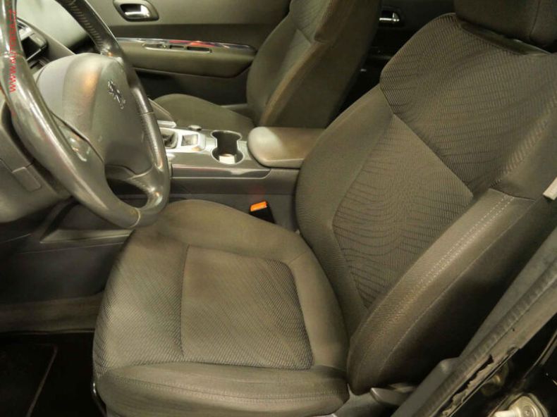 Peugeot 3008 - hlavní fotka