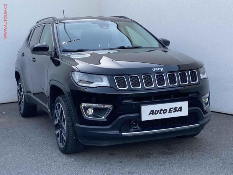 Jeep Compass - hlavní foto