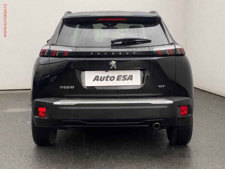 Peugeot 2008 - hlavní fotka