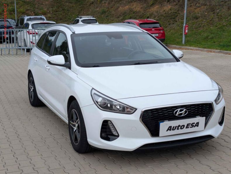 Hyundai i30 - hlavní fotka inzerátu