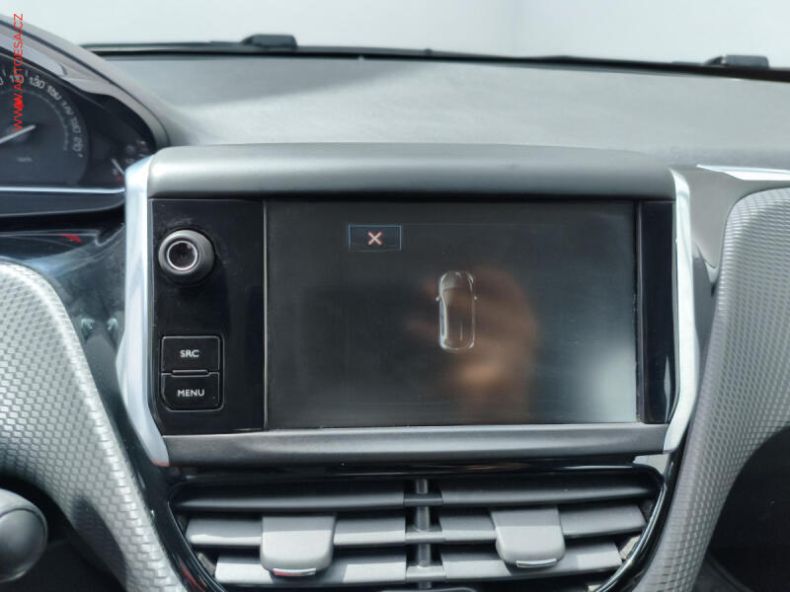 Peugeot 208 - hlavní fotka